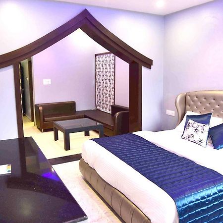 Fabhotel Kangra Roadway Inn Tanda Extérieur photo