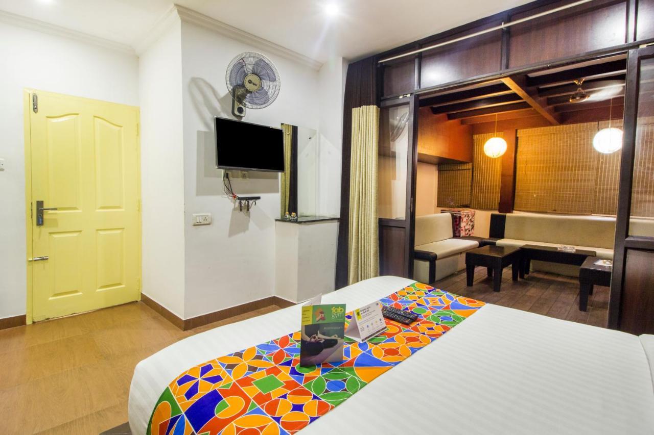 Fabhotel Kangra Roadway Inn Tanda Extérieur photo
